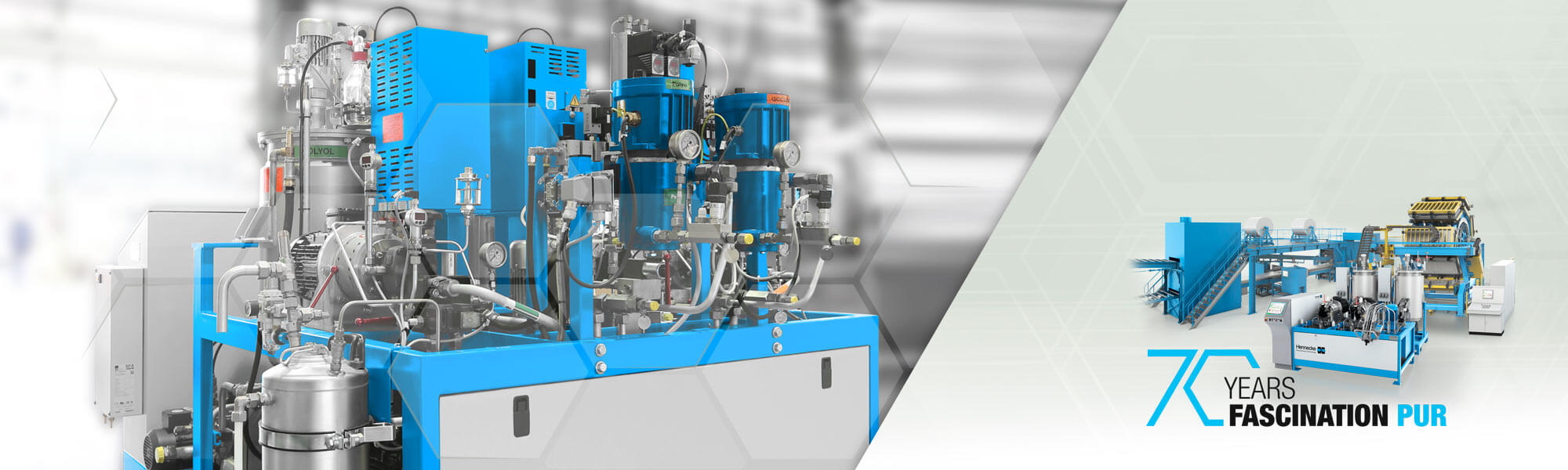 High-pressure metering machine for precisely metering small outputs